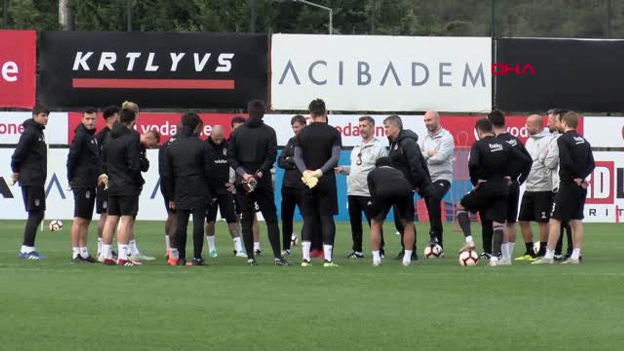 Spor Beşiktaş'ta Adem Ljajic ve Oğuzhan Özyakup Takımdan Ayrı Çalıştı