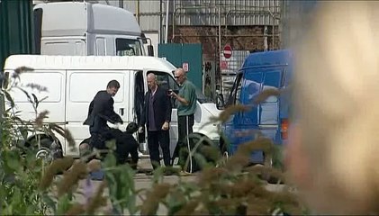 The Bill S20E72 Going Native