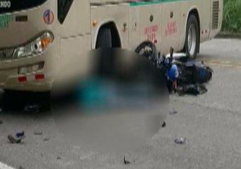 Un muertos es el saldo en accidente de tránsito entre un bus y una moto en Manabí