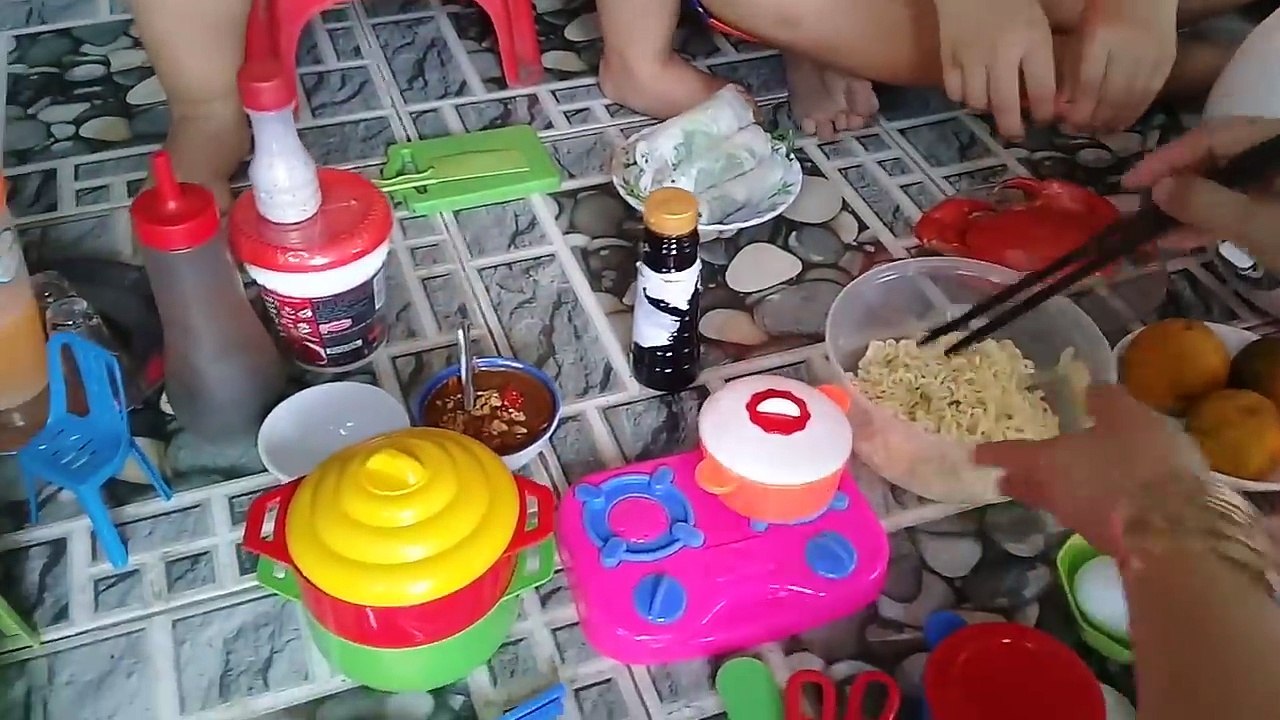 Đồ Chơi Trẻ Em Bé Pin Bữa Cơm Mẹ Nấu ❤ PinPin TV ❤ Baby Toys Rice Mother cook