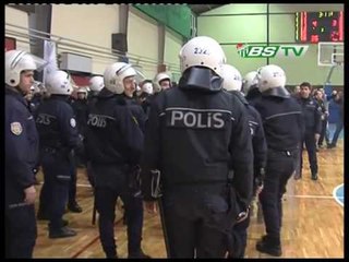 Bostanlı - Bursaspor Maçında Yaşananlar (12.01.2015)