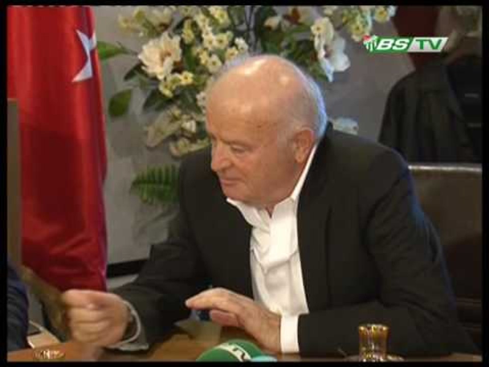 ÖZLÜCE'DE FUTBOL ZİRVESİ (12.12.2014)