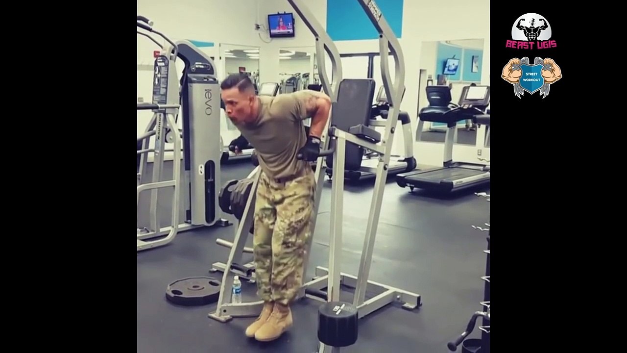 BIG ARMY GUY - Extreme Fitness - power gaming zon....