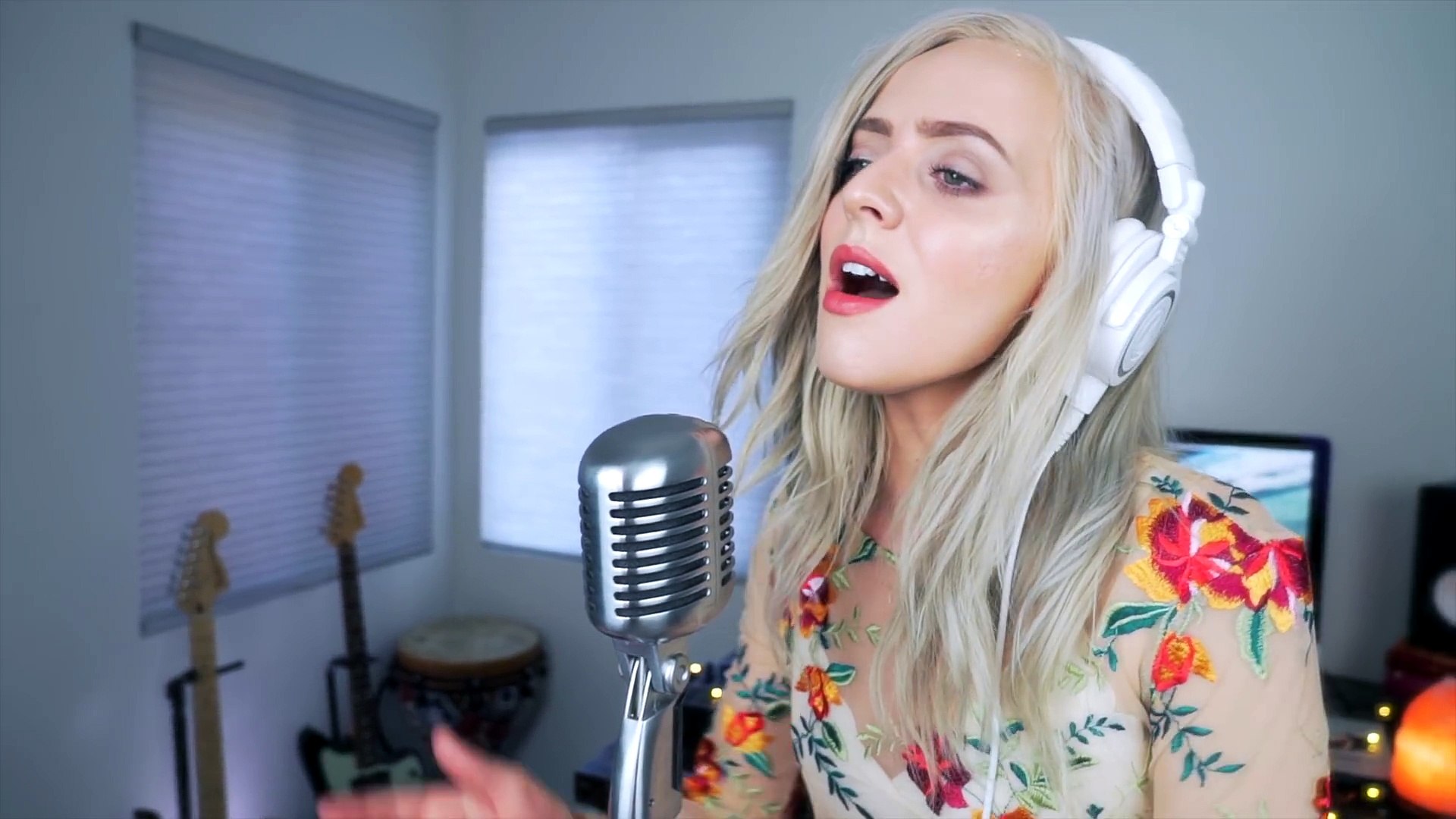 ⁣Selena Gomez - Wolves - ZiliMusicCo .