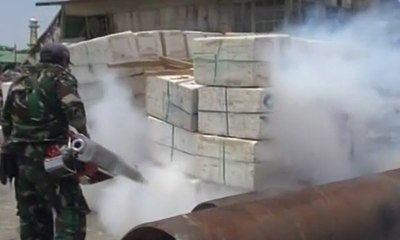 Satgas Kesehatan "Fogging" Lokasi Terdampak Gempa