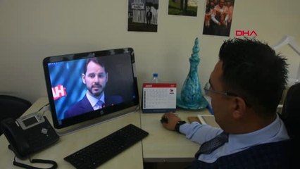 İzmir Enflasyonla Mücadele İçin Maaşının Bir Kısmını Devlete Bağışladı