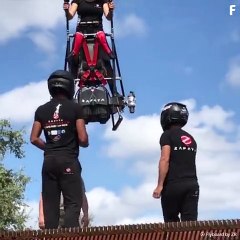 Amazing hoverboard piloted by shifting body weight