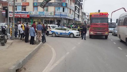 Kocaeli'nde Kamyonun Çarptığı Kadın Öldü