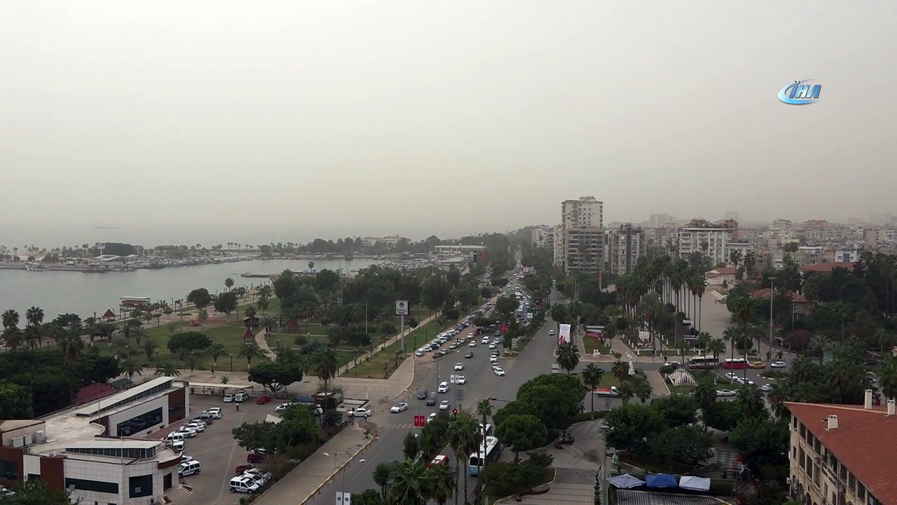 Toz bulutu Mersin’i yuttu