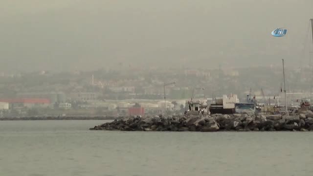 İskenderun Körfezi'ni Toz Bulutu Kapladı