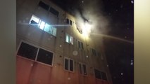 포항 원룸 건물서 불...주민 5명 연기 흡입 / YTN