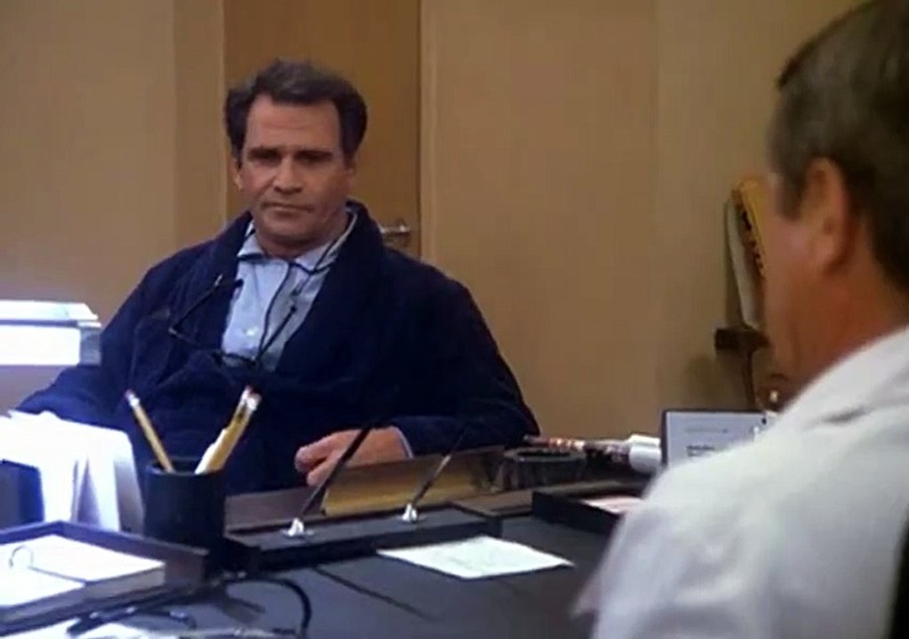 St. Elsewhere S01 - Ep13 Family History HD Watch