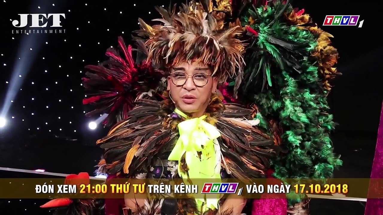 THVL | Thanh Bạch trần tình về bộ trang phục “thần kê đại hiệp”