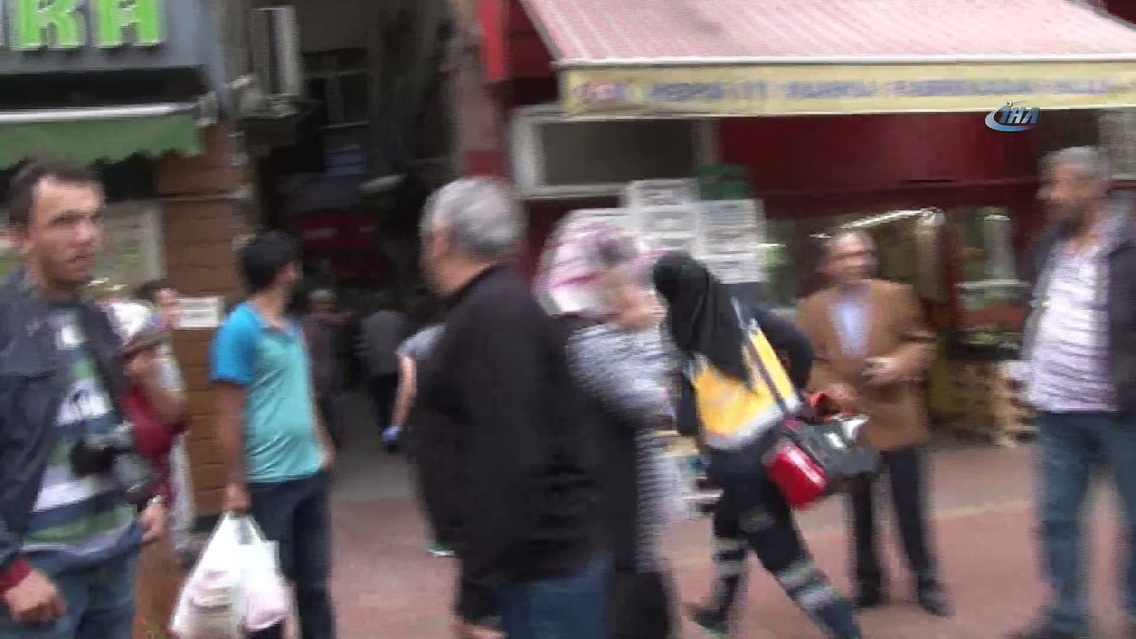 Kahvehane tuvaletinde kalp krizi geçiren vatandaşı kalp masajıyla hayata döndürdüler