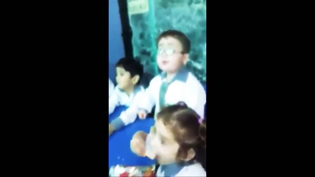 Ye Mera Basta (Bag) Hai - Pathan Ka Bacha - Teacher Ko Dant te Hue - Funny Viral Video
