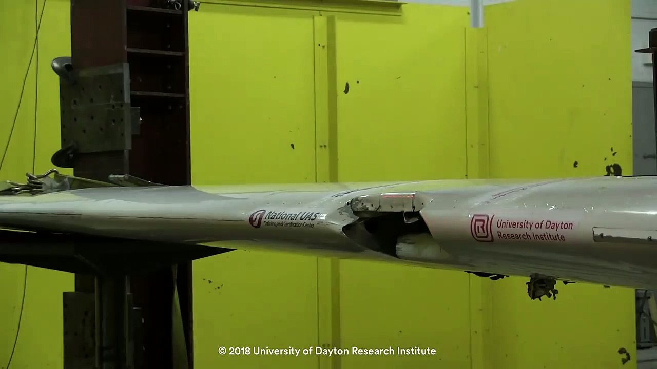 Les drones sont-ils dangereux pour les avions en cas de collision ?