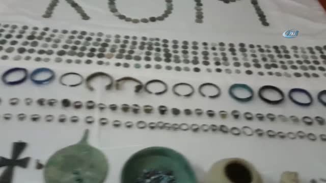 Artvin'de Tarihi Eser Kaçakçılarına Operasyon: Bin 558 Adet Tarihi Eser Ele Geçirildi