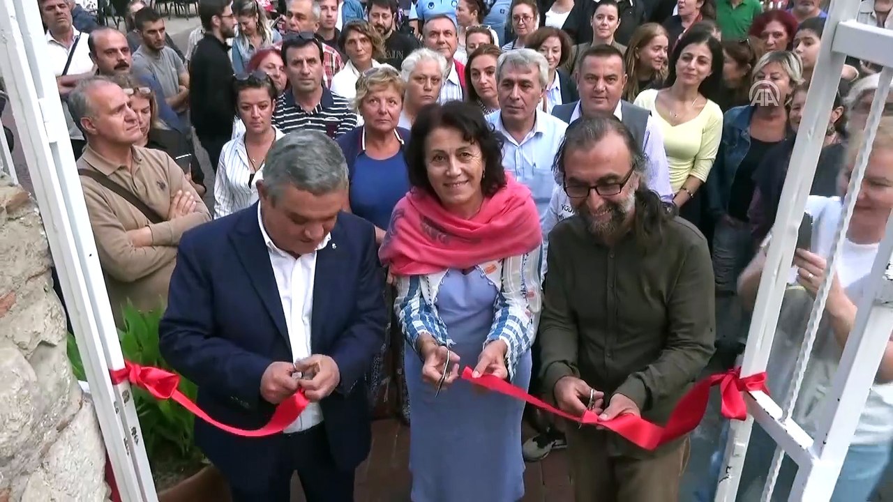 'Dünyanın en küçük sanat eserleri' Kuşadası'nda sergileniyor - AYDIN