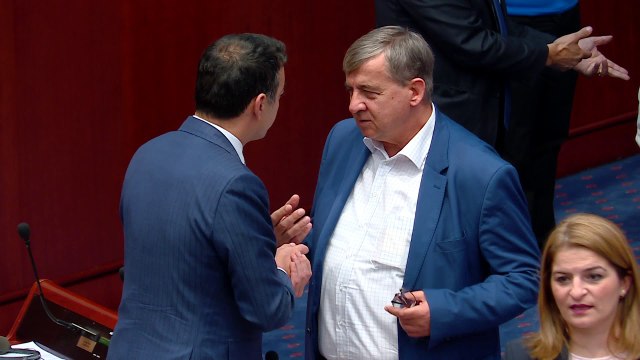 Vazhdon debati për ndryshimet kushtetuese