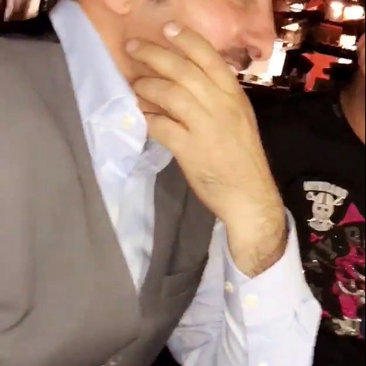 كل عام وانت بالف خير يا حبيبي وَيَا عزي وتاج راسي وربي يحميك لي ولعيالنا ولا يفرقنا ويارب هالسنه وكل السنوات سنين السعاده والنجاح ربي لا يحرمني منك ولا من محبتك