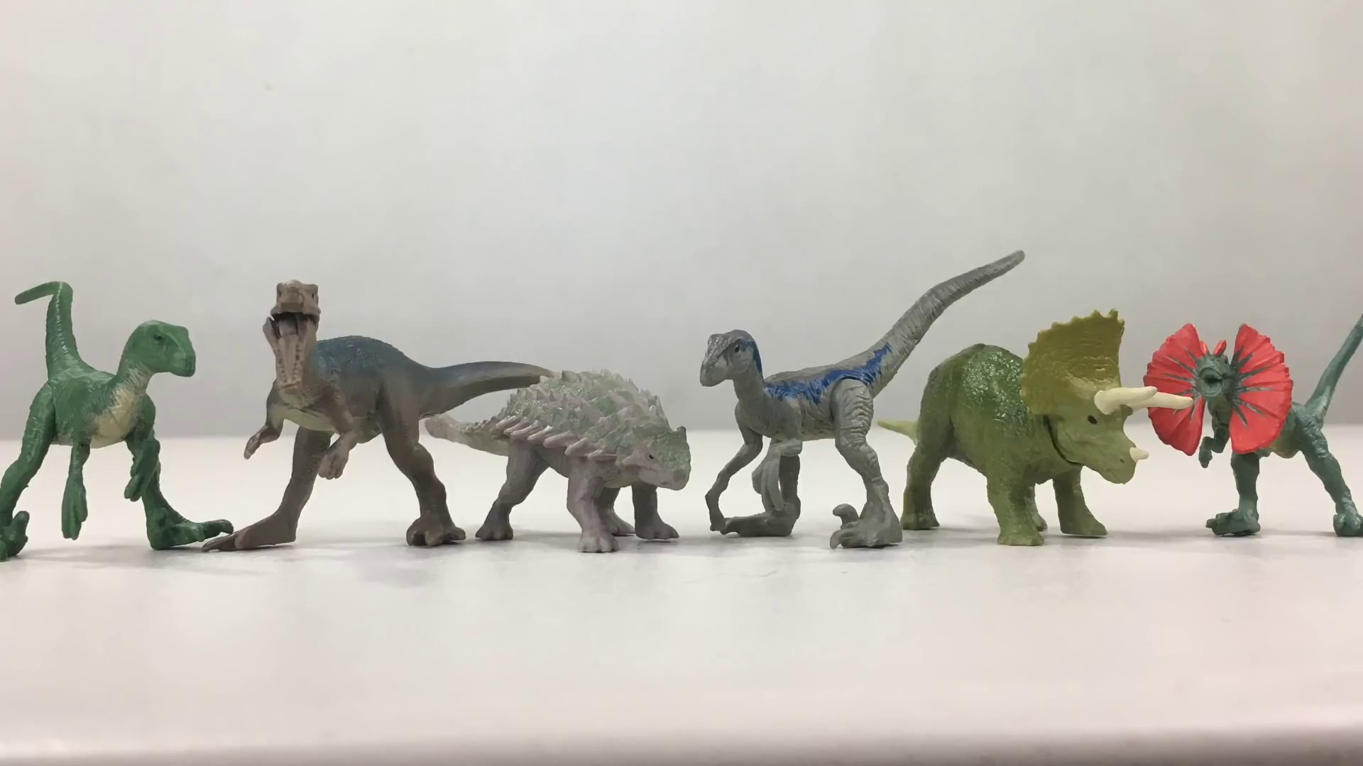 jurassic world mini action dinos