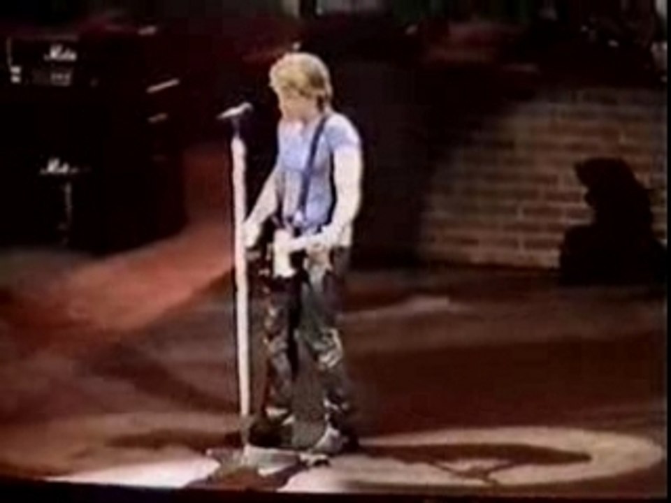 Bon Jovi - live - These Days (Bercy 19.06.2001)