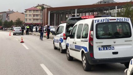 Otomobilin çarptığı üniversite öğrencisi öldü - KARABÜK