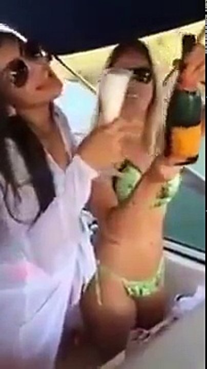 Filho do Lula jogando champanhe fora, enquanto o povo bebendo ki suco de 50 centavos