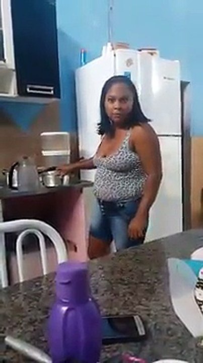 Hoje eu não vou me estressar por causa e política