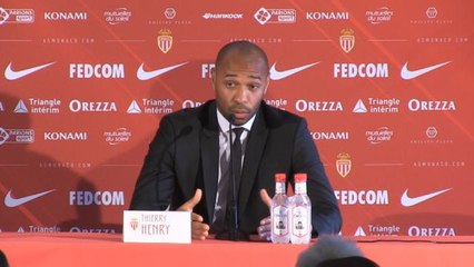 Monaco - ''Petite porte'', ''perte de cheveux'', ''serviettes mouillées'' : les souvenirs d'Henry