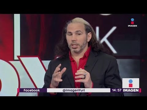 Matt Hardy en Imagen Noticias hablando el SmackDown Live en la Arena Ciudad de México