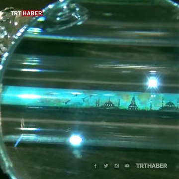 Dünyanın en küçük sanat eserleri Kuşadası'nda sergileniyor