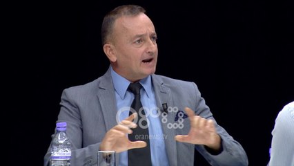 Ora News - Buxhuku: Në Shqipëri, kompanitë e sigurimeve funksionojnë me polici si shtetërore