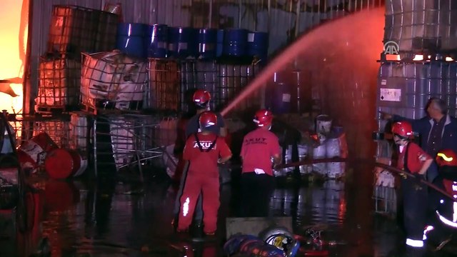 Kayapa Sanayi Bölgesi'ndeki yangın - Alinur Aktaş - BURSA