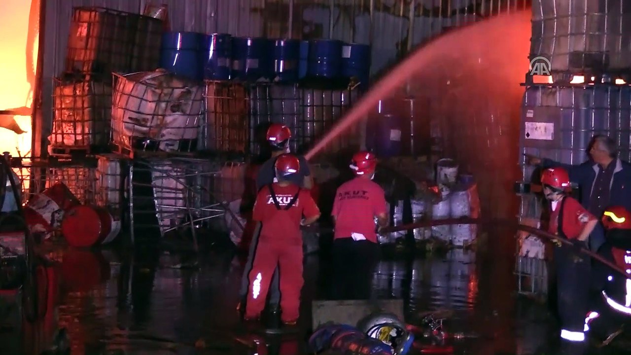 Kayapa Sanayi Bölgesi'ndeki yangın - Alinur Aktaş - BURSA