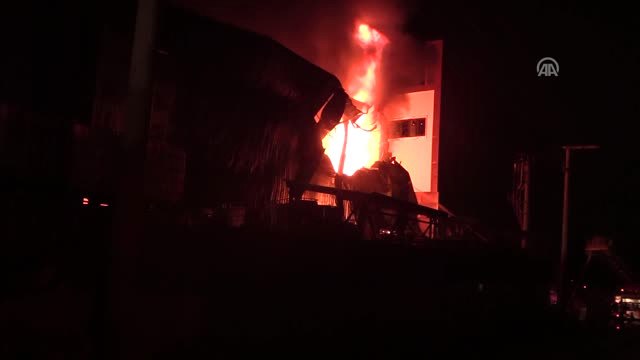 Kayapa Sanayi Bölgesi'ndeki Yangın - Alinur Aktaş
