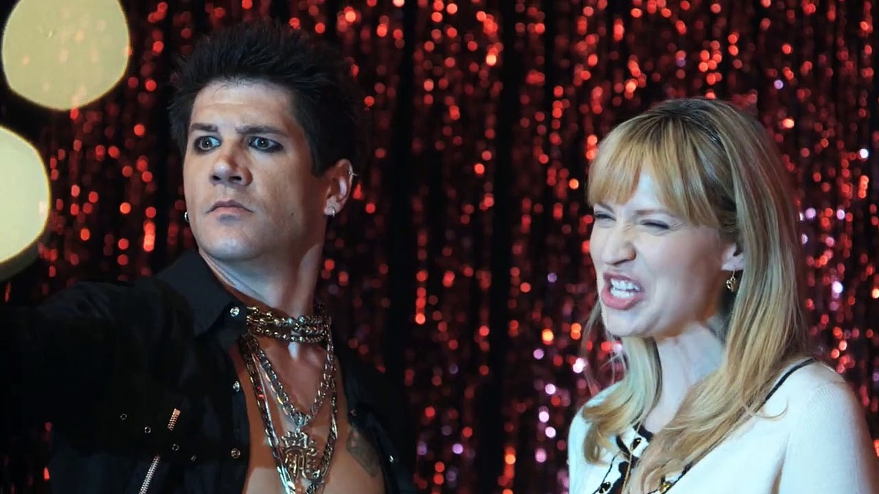 Leverage S02E06 - The Top Hat Job -
