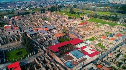 Unearthed 2016 S04E03 Pompeiis Doomsday Mummies WEBRip x264-CAFFEiNE