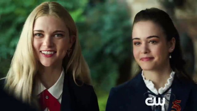 Legacies Season 1 EP01 Sneak Peek - This is the Part Where You Run (2018) The Originals spinoff