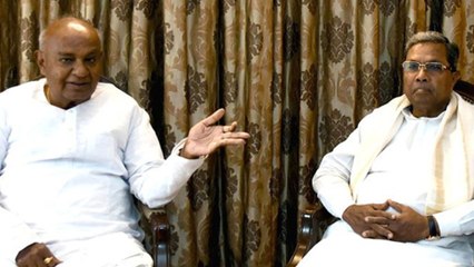 ಸಿದ್ದರಾಮಯ್ಯ ಜೊತೆ ಮಾತುಕತೆ ನಡೆಸಿದ ಎಚ್.ಡಿ.ದೇವೇಗೌಡ!  | Oneindia Kannada