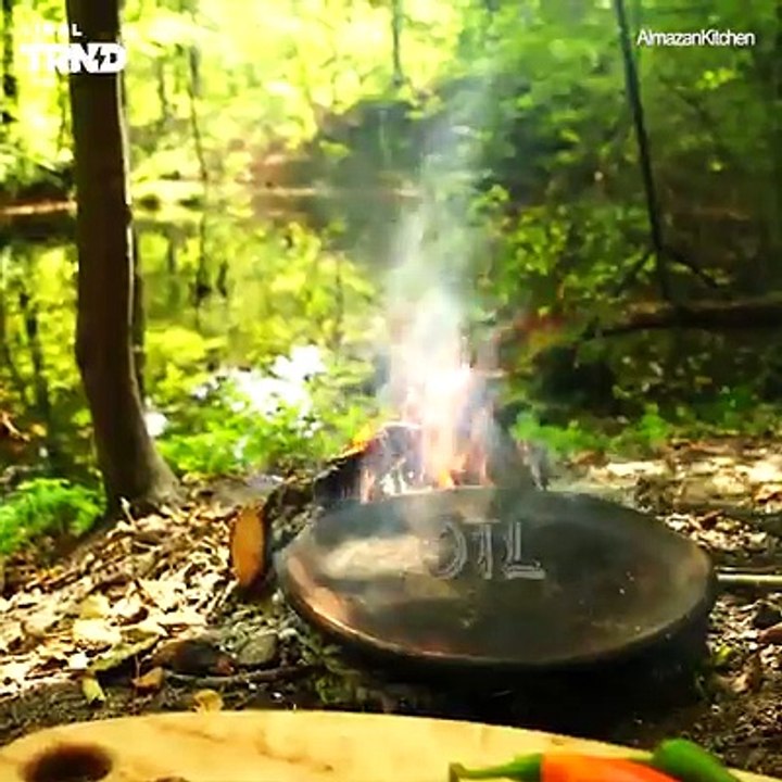 WORLD'S BIGGEST HOT DOG!! Credit: AlmazanKitchen