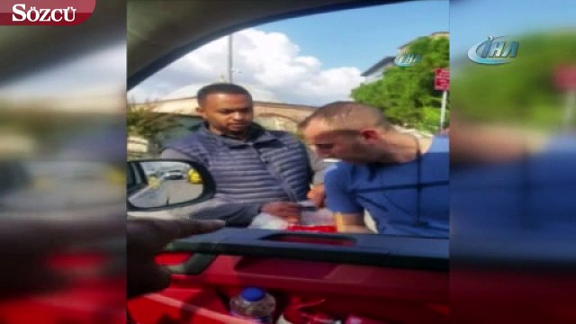 UBER sürücüsü ile taksici arasındaki yumruk ve tokatlı kavga kamerada