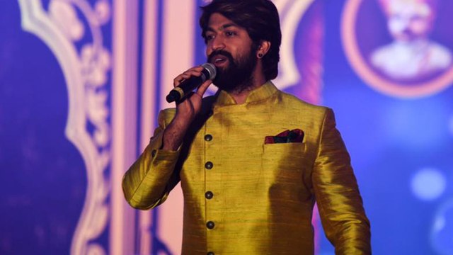 Mysore Yuva Dasara 2018 : ಮೈಸೂರು ಯುವ ದಸರಾದಲ್ಲಿ ಯಶ್ ಪಂಚಿಂಗ್ ಡೈಲಾಗ್ ಗೆ ಫ್ಯಾನ್ಸ್ ಫಿದಾ