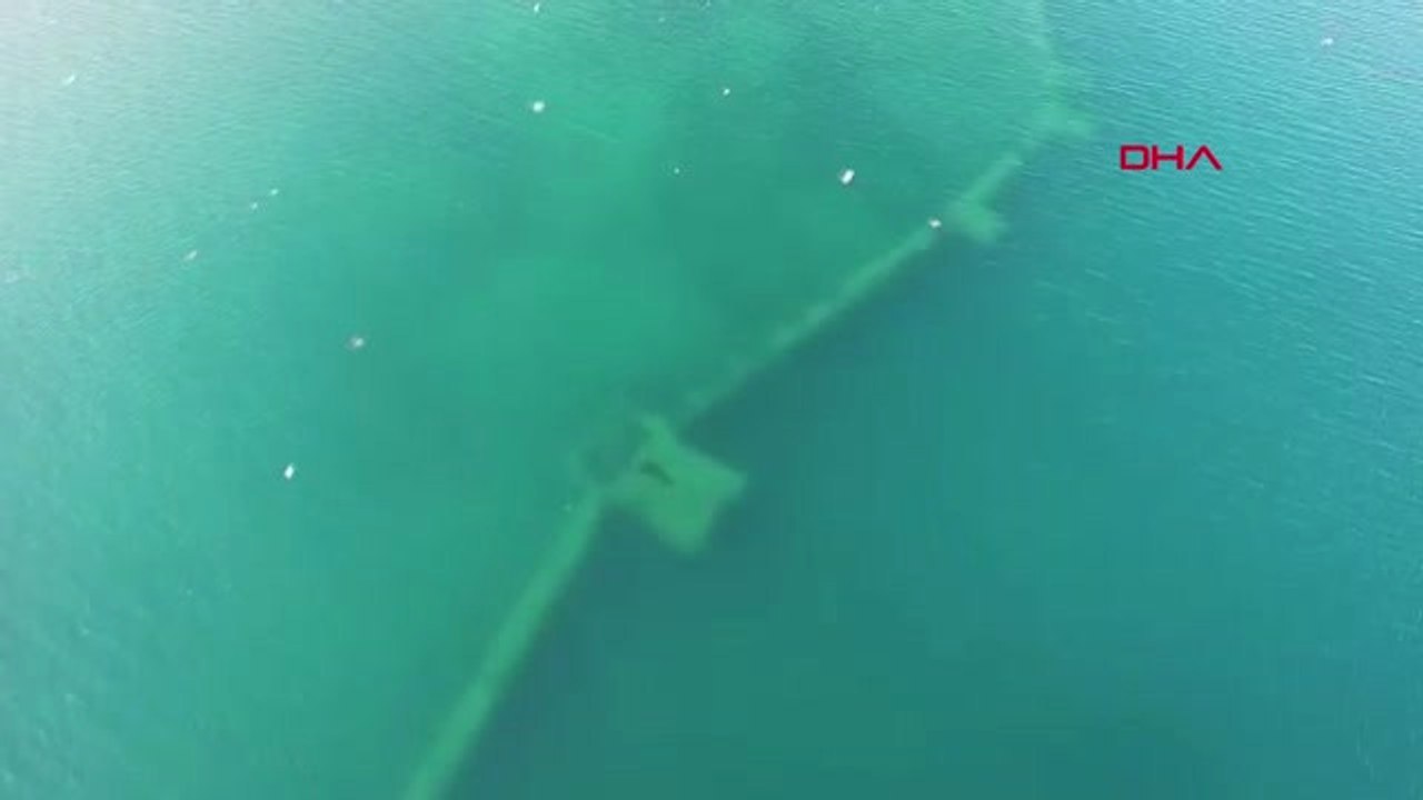 Elazığ Hazar Gölündeki Batık Şehirdeki Surlar ve Su Altı Kalesine Ulaşıldı