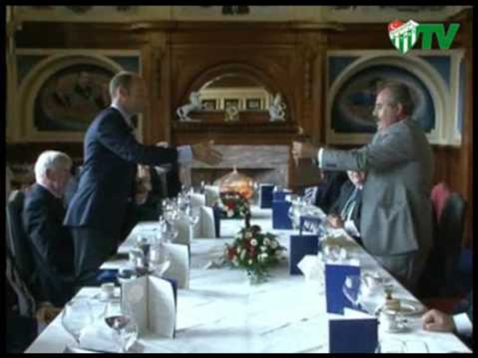 İskoç Kulübünden Bursaspor'a Geleneksel Yemek (29.09.2010)