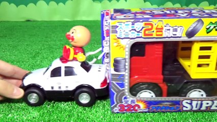 はたらくくるまと踏切が電車や交通事故からお助け★アンパンマンと働く車のヒーローショー！きかんしゃトーマス ピカチュウ 子供向け のりもの トミカ 救急車 郵便車 キャリーカー カーキャリア 機関車