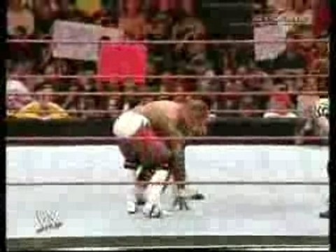 Carlito vs Shelton Benjamin vs Johnny Nitro (Jeff Hardy)