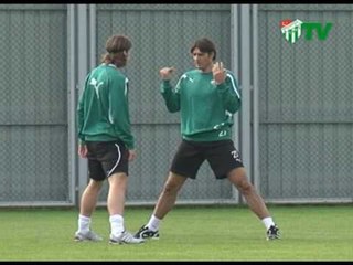 Timsah Bileniyor (26.10.2010)