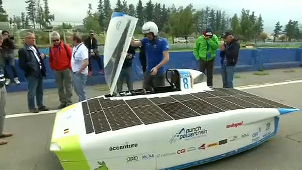 Solarautorennen 'Carrera Solar Atacama' in Chile