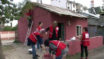 Kızılay ihtiyaç sahibi ailenin evini onardı - ELAZIĞ